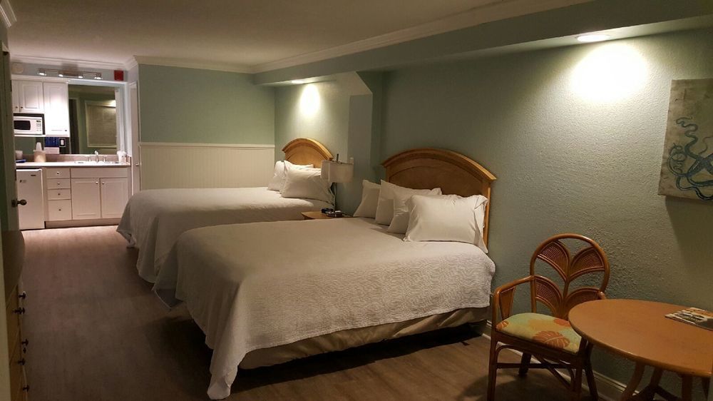 Hotel Islander & Emerald Isle